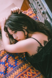 山花烂漫海棠红